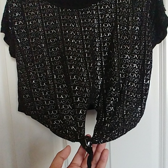 Love crop top - Picture 2 of 3